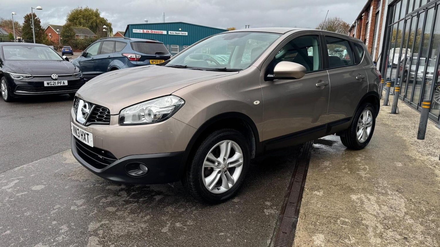 Used Nissan Qashqai 2013 for sale - 76471263: Photo 2