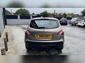 Used Nissan Qashqai 2013 for sale - 76471263: Photo