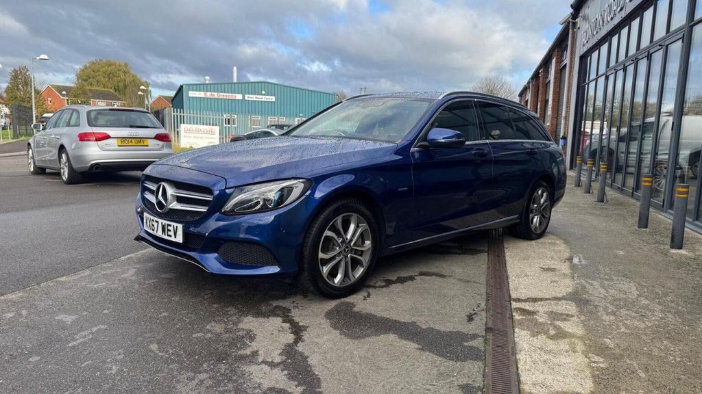 Used Mercedes-Benz C Class 2017 for sale - 76734448: Photo 2