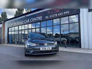Used Volkswagen Golf 2018 for sale - 76097001: Photo 2