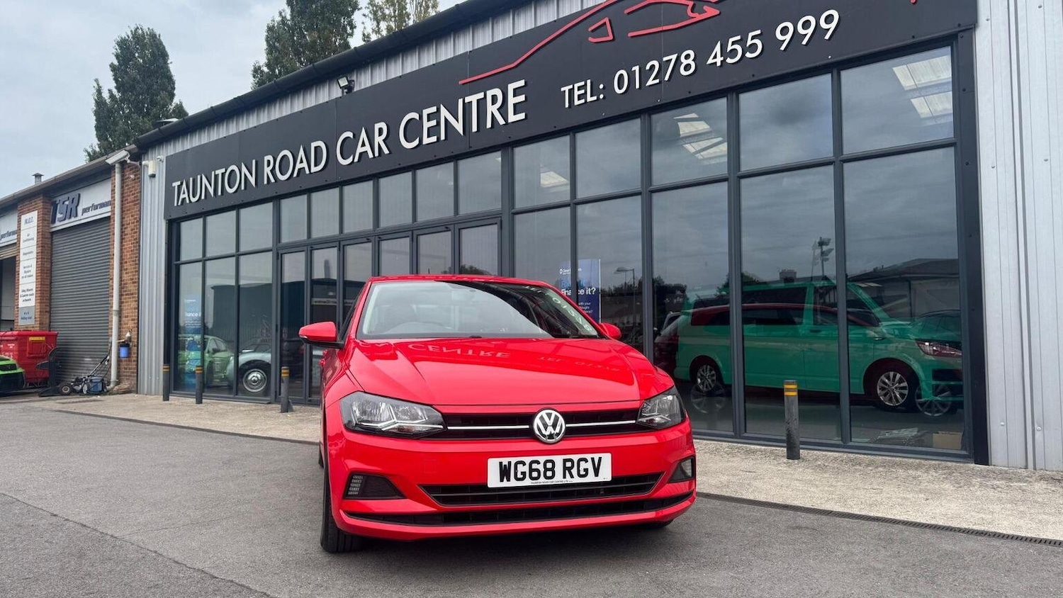 Used Volkswagen Polo 2018 for sale - 76178959: Photo 2