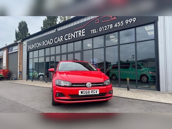 Used Volkswagen Polo 2018 for sale - 76178959: Photo 2