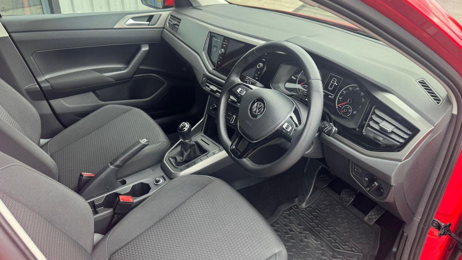 Used Volkswagen Polo 2018 for sale - 76178959: Photo 7