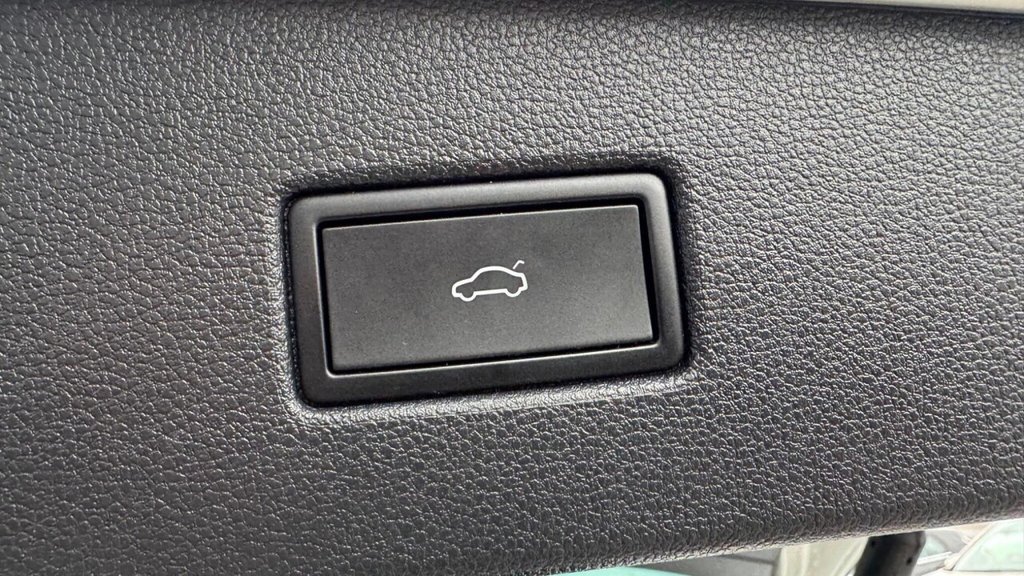 Used Volkswagen Tiguan 2022 for sale - 77293215: Photo 9