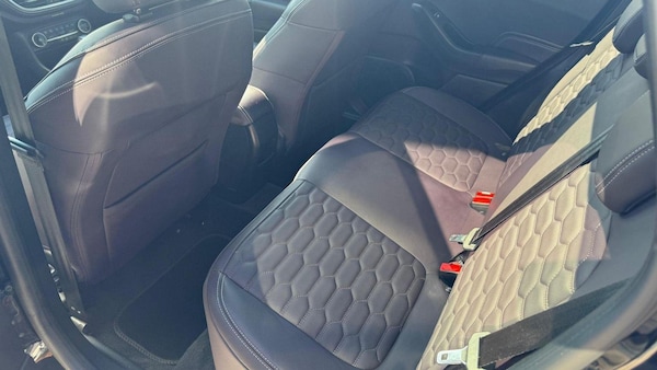 Used Ford Fiesta 2018 for sale - 75244892: Photo 10