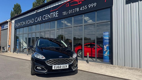 Used Ford Fiesta 2018 for sale - 75244892: Photo 2
