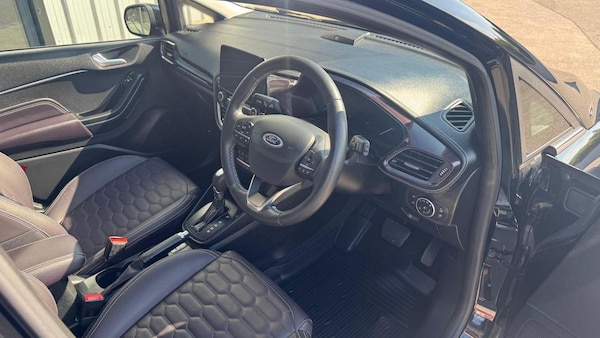 Used Ford Fiesta 2018 for sale - 75244892: Photo 8