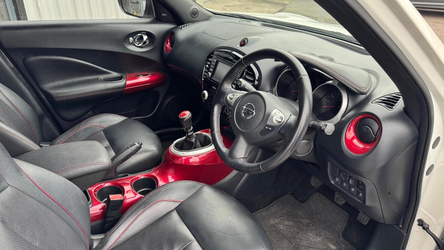 Used Nissan Juke 2015 for sale - 76588449: Photo 7