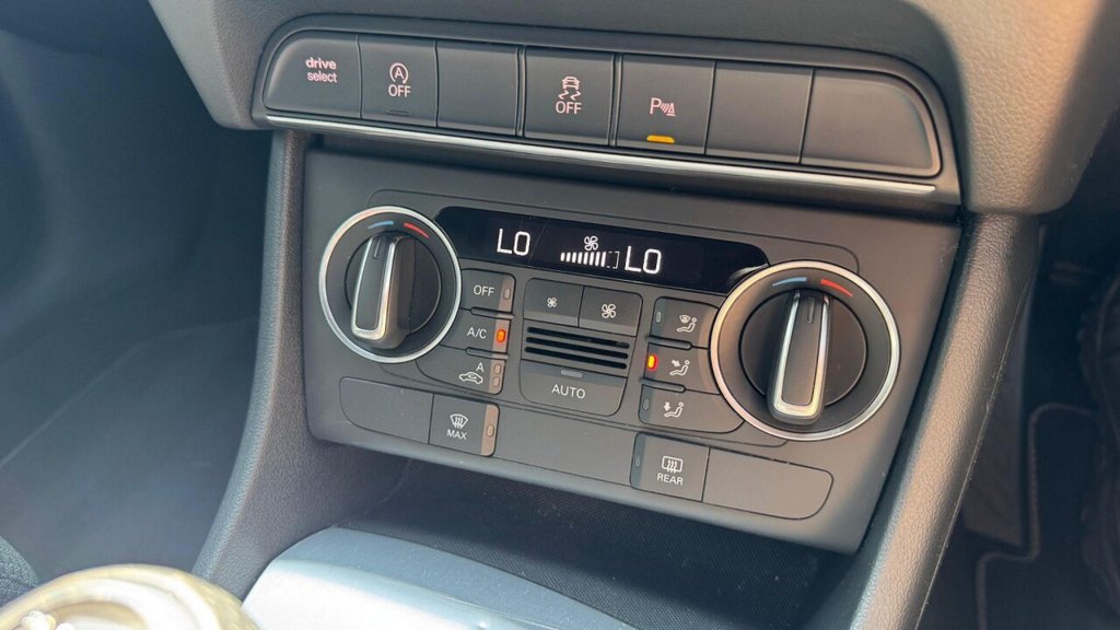 Used Audi Q3 2017 for sale - 76820713: Photo 12