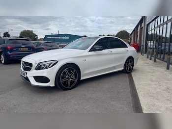 Used Mercedes-Benz C-Class 2018 for sale - 76096965: Photo 2
