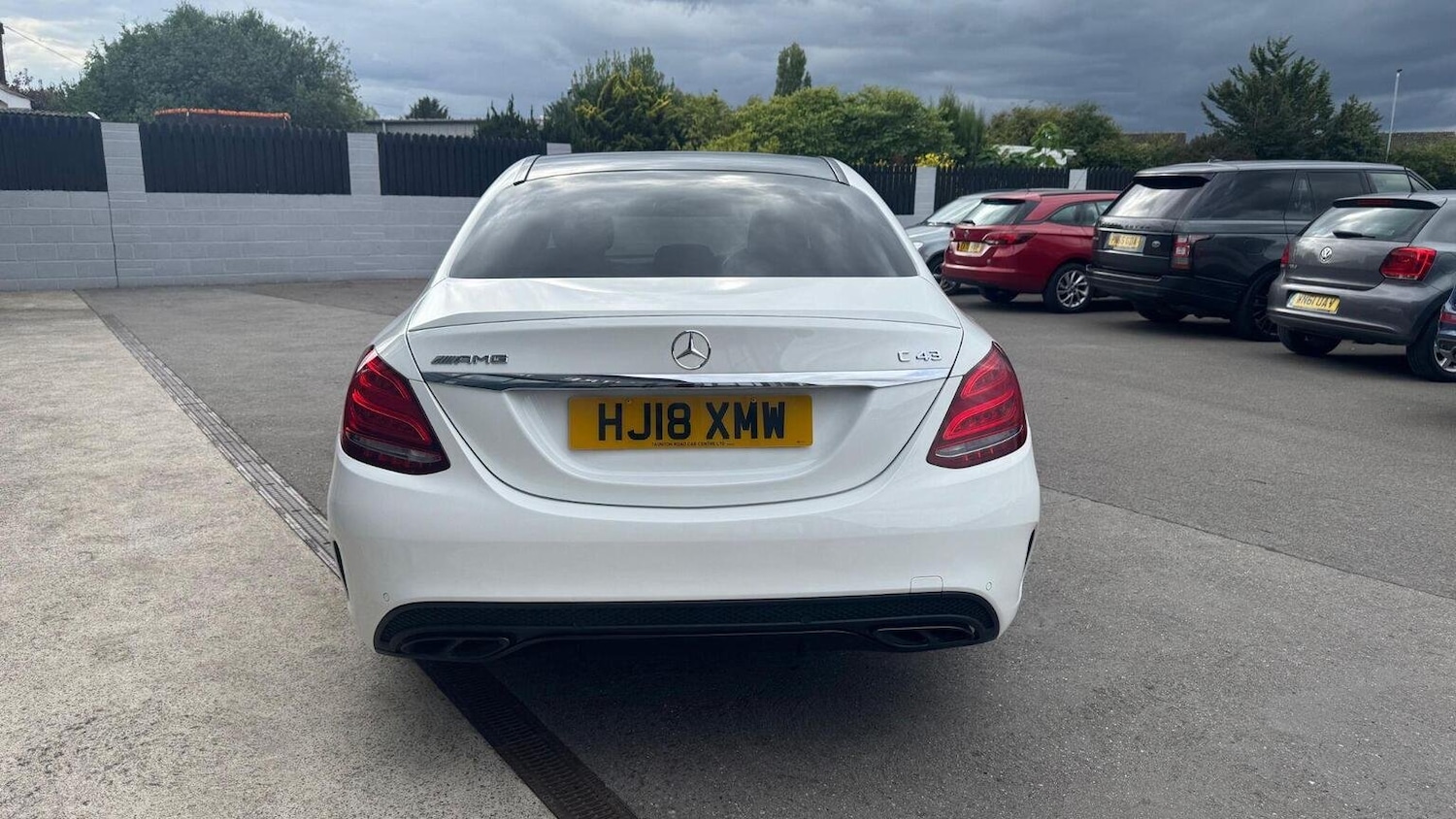 Used Mercedes-Benz C-Class 2018 for sale - 76096965: Photo 3