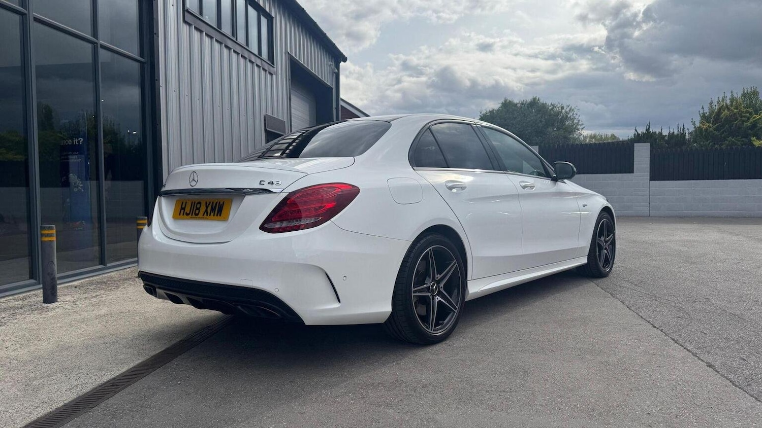 Used Mercedes-Benz C-Class 2018 for sale - 76096965: Photo 6