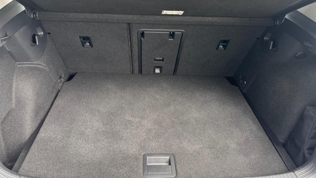 Used Volkswagen Golf 2021 for sale - 76821122: Photo 24