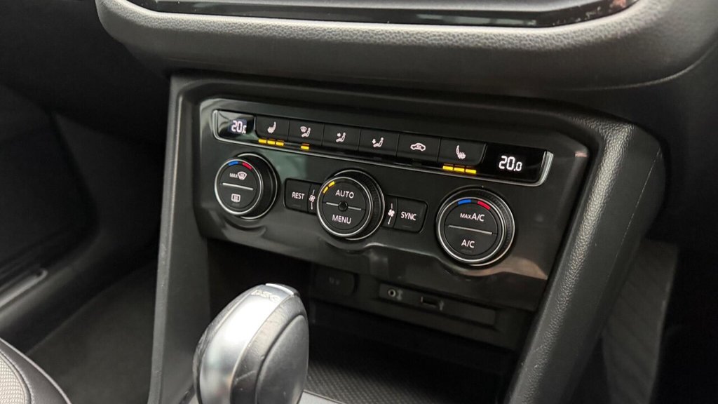 Used Volkswagen Tiguan 2017 for sale - 77275738: Photo 12