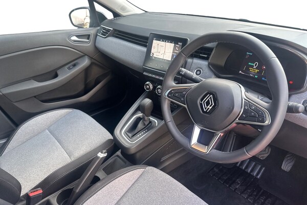 Used Renault Clio 2024 for sale - 74579525: Photo 10