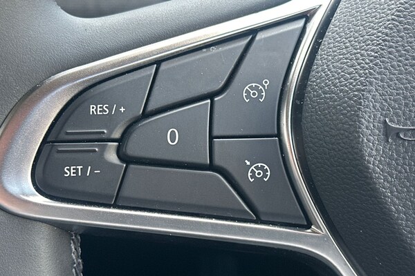 Used Renault Clio 2024 for sale - 74579525: Photo 21