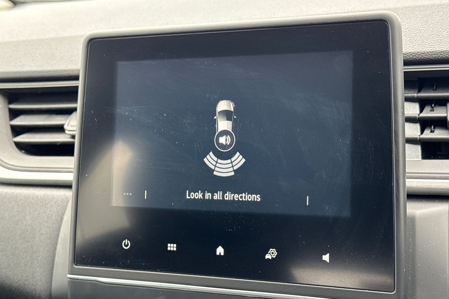 Used Renault Captur 2023 for sale - 75910548: Photo 19