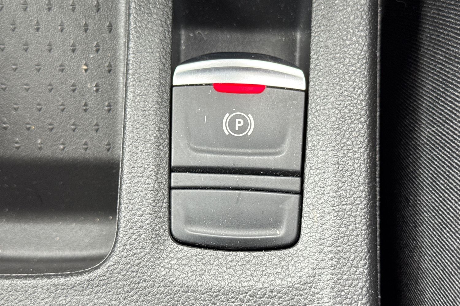 Used Renault Captur 2023 for sale - 75910548: Photo 28