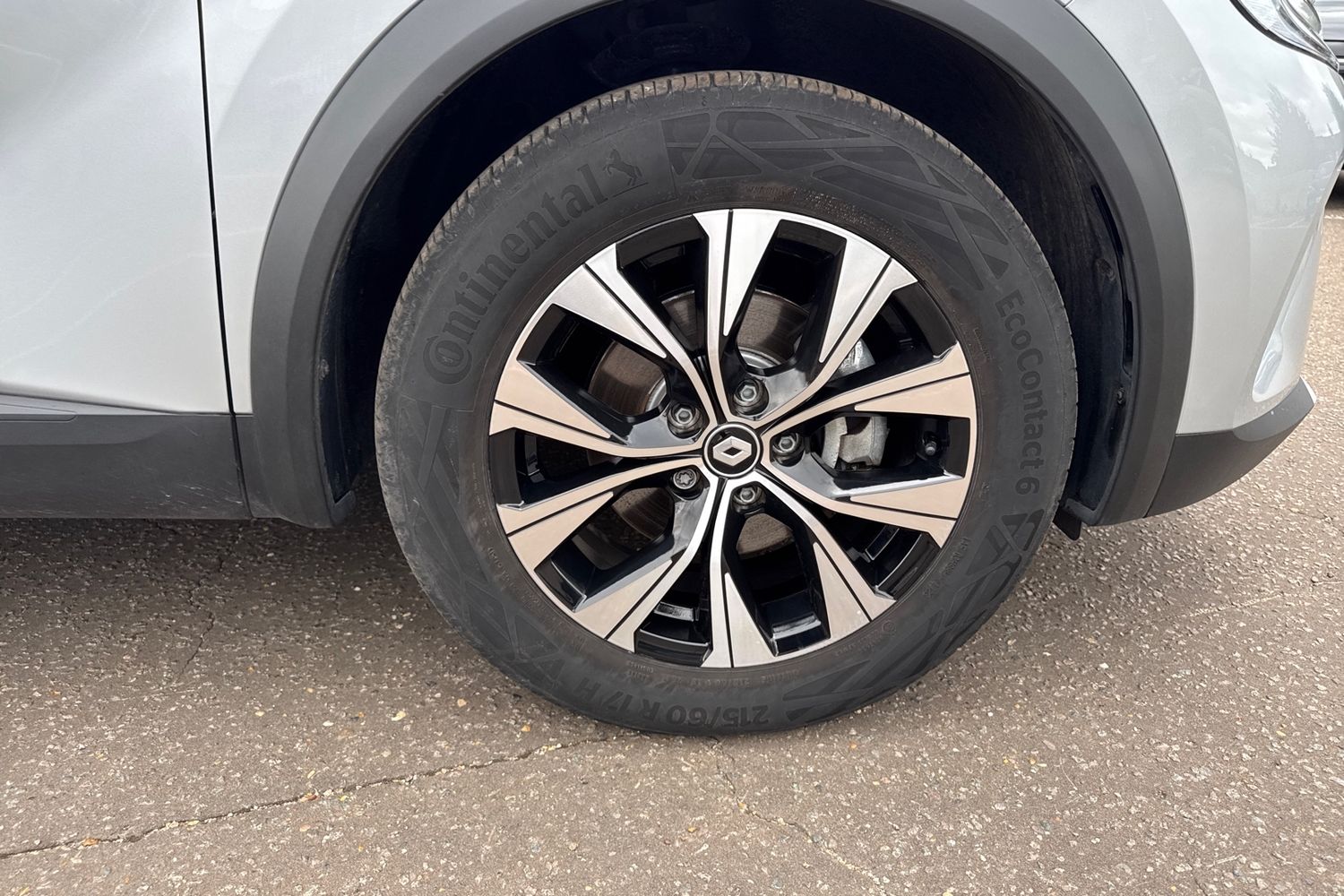 Used Renault Captur 2023 for sale - 75910548: Photo 32