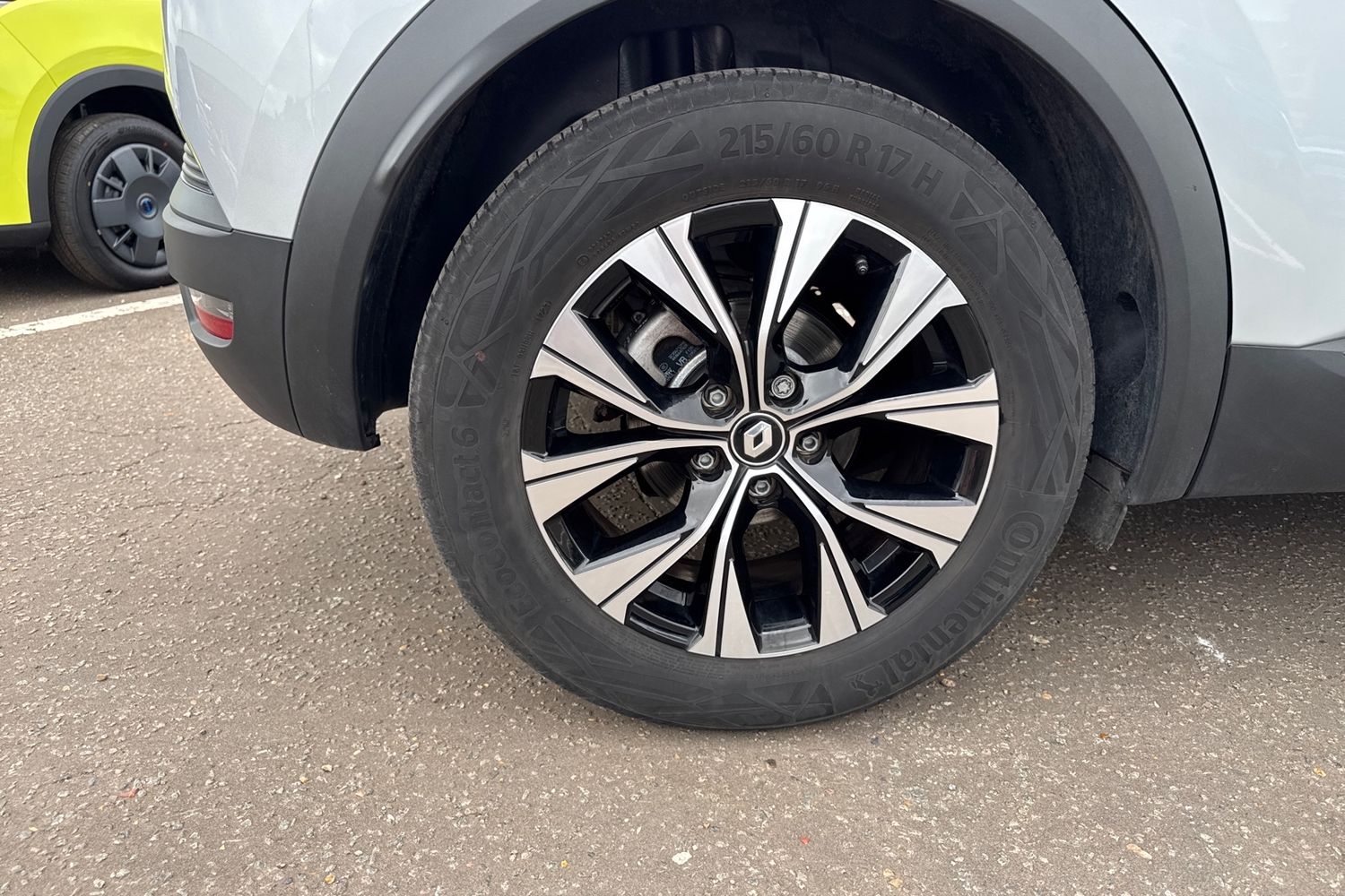 Used Renault Captur 2023 for sale - 75910548: Photo 33