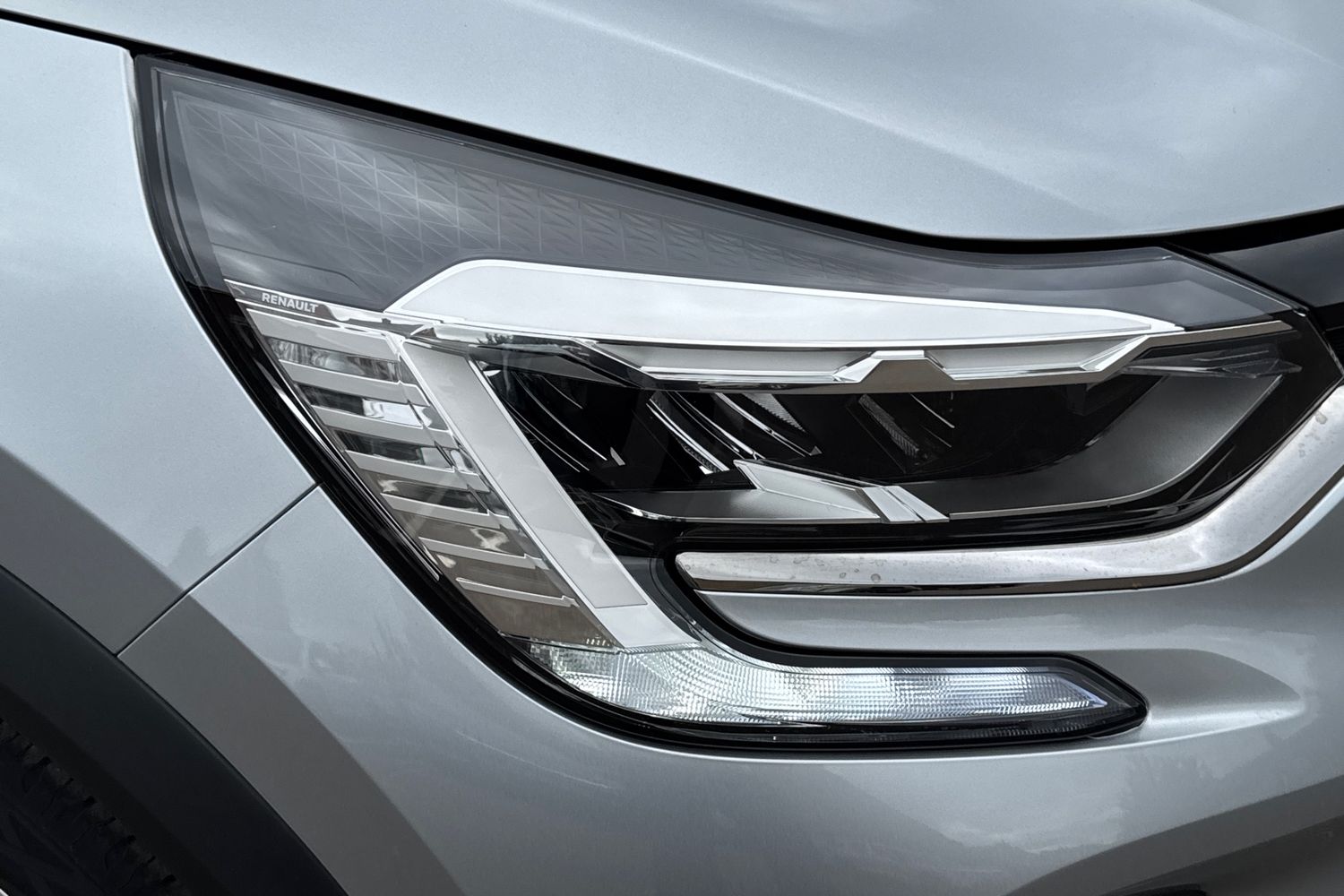 Used Renault Captur 2023 for sale - 75910548: Photo 38