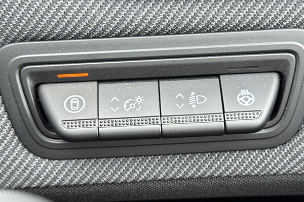 Used Renault Clio 2024 for sale - 75722343: Photo 26