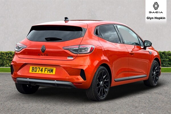 Used Renault Clio 2024 for sale - 75722343: Photo 3