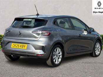 Used Renault Clio 2025 for sale - 74805231: Photo