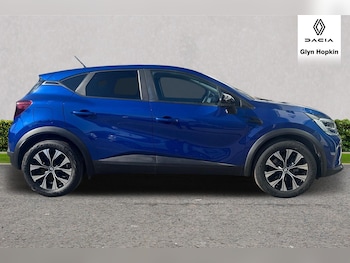 Used Renault Captur 2023 for sale - 75180271: Photo