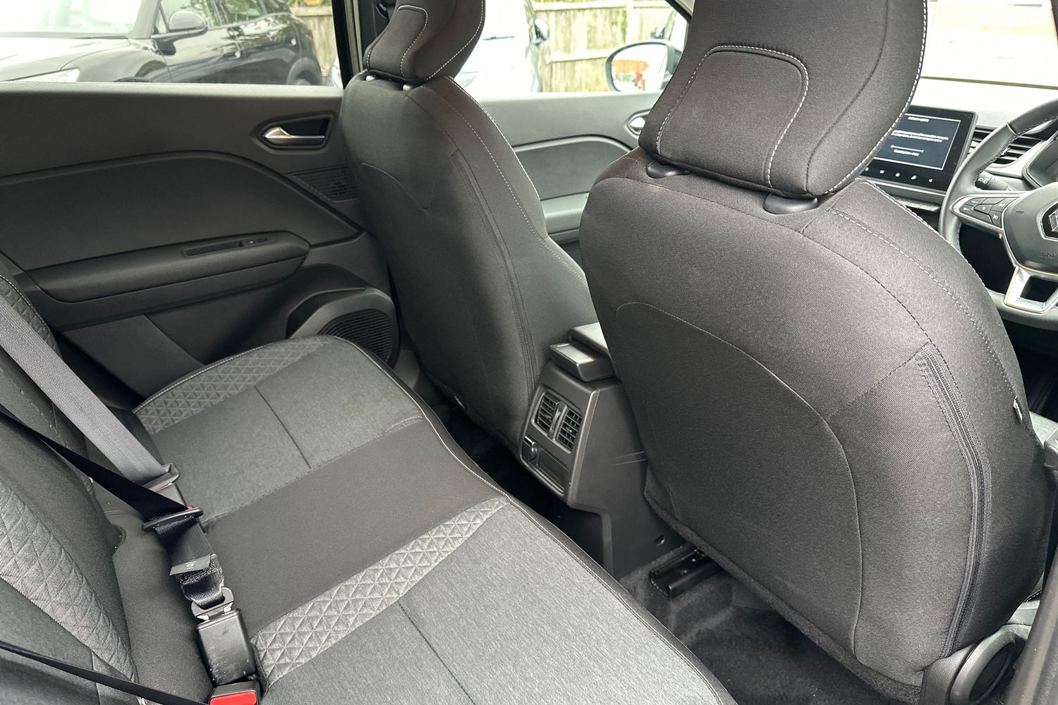 Used Renault Captur 2023 for sale - 75910453: Photo 28