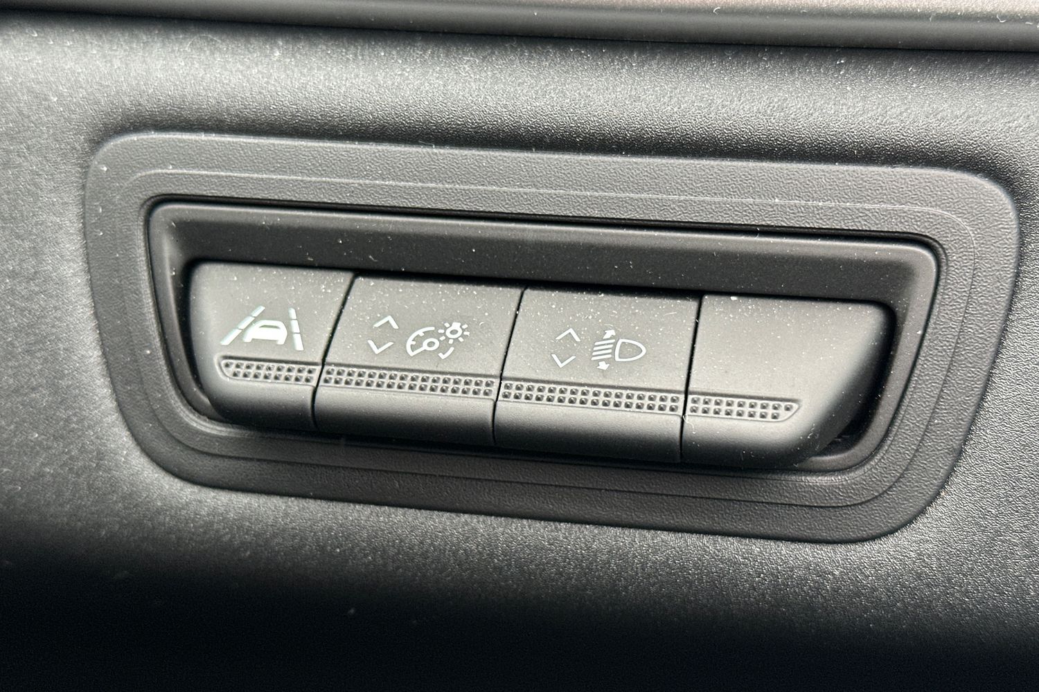 Used Renault Captur 2023 for sale - 75910453: Photo 35