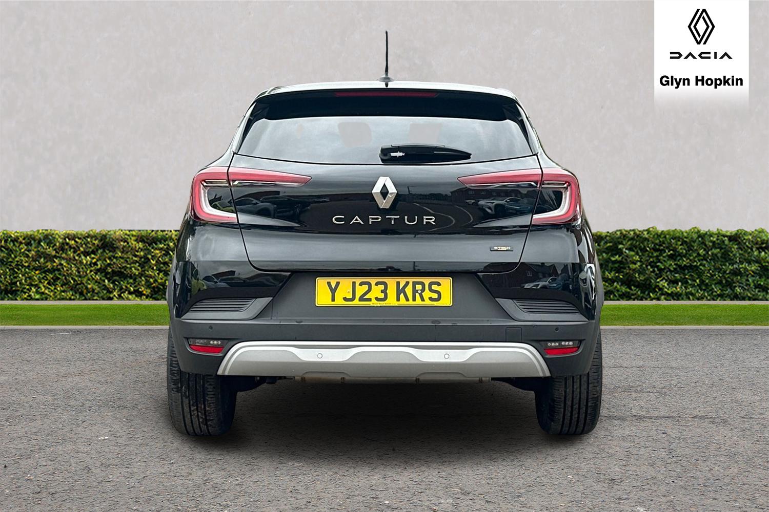 Used Renault Captur 2023 for sale - 75910453: Photo 4