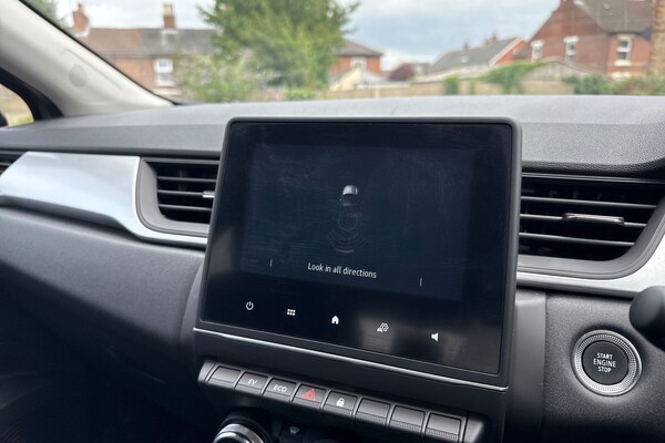 Used Renault Captur 2023 for sale - 75333233: Photo 19