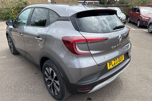 Used Renault Captur 2023 for sale - 75333233: Photo 31
