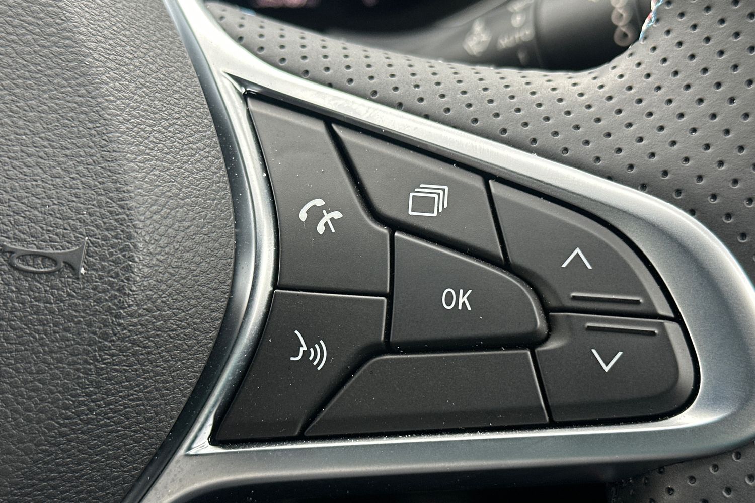 Used Renault Arkana 2023 for sale - 75886776: Photo 22