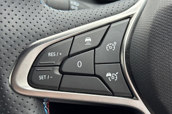 Used Renault Clio 2025 for sale - 75735061: Photo 21