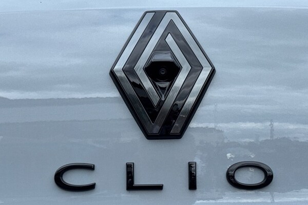 Used Renault Clio 2025 for sale - 75735061: Photo 39