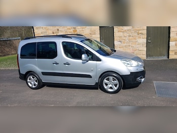 Used Peugeot Partner Tepee 2014 for sale - 78026197: Photo