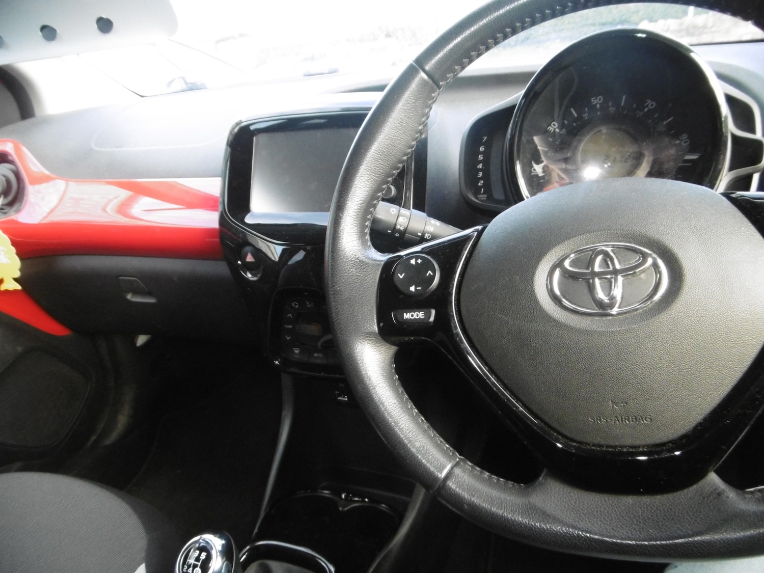 Used Toyota AYGO 2017 for sale - 76320489: Photo 10