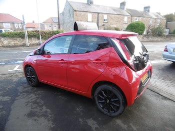 Used Toyota AYGO 2017 for sale - 76320489: Photo
