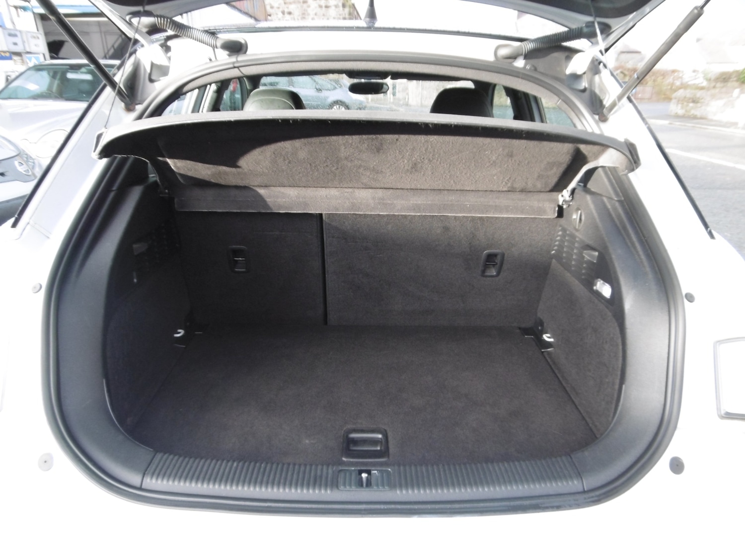 Used Audi A1 2014 for sale - 76706331: Photo 9