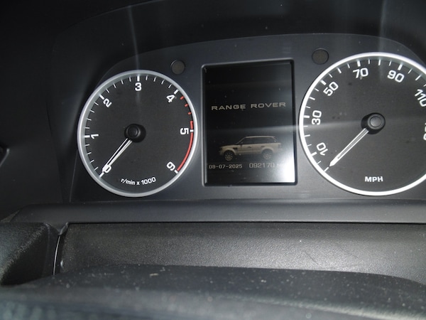 Used Land Rover Range Rover Sport 2010 for sale - 75191063: Photo 13