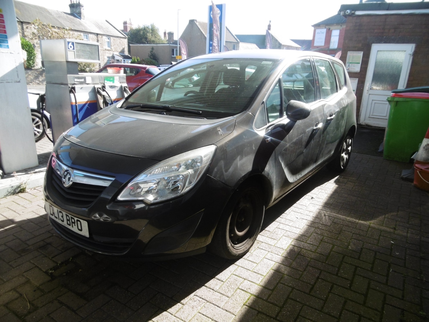 Used Vauxhall Meriva 2013 for sale - 76077999: Photo 2