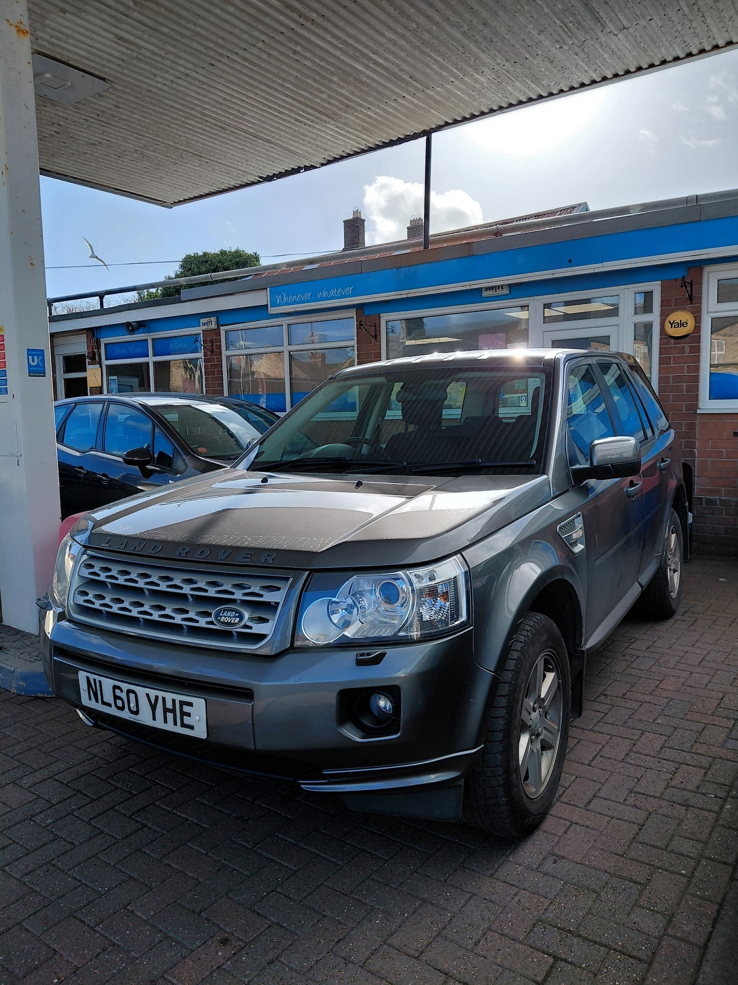 Used Land Rover Freelander 2010 for sale - 77831976: Photo 3