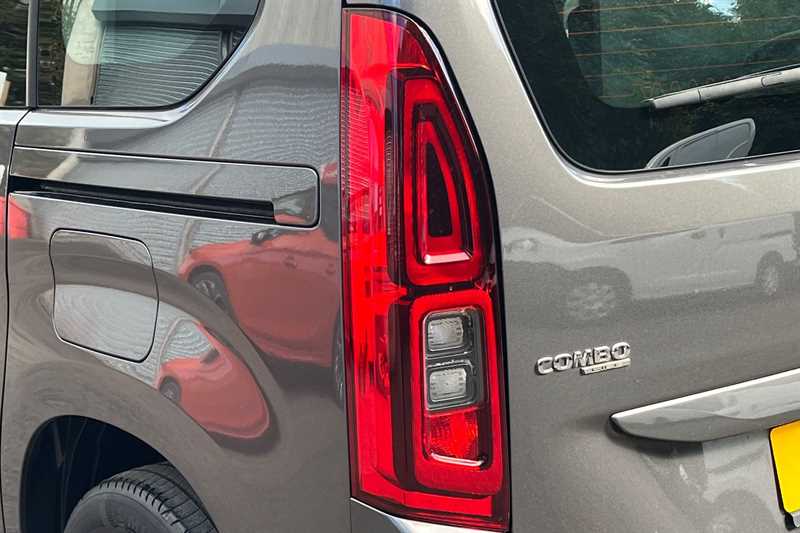 Used Vauxhall Combo Life 2021 for sale - 77699733: Photo 31