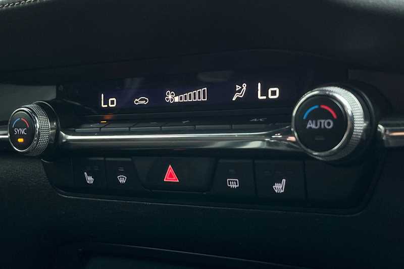 Used Mazda Mazda3 2021 for sale - 76761851: Photo 15