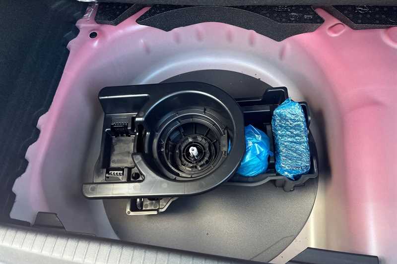 Used Vauxhall Corsa 2024 for sale - 77887599: Photo 37