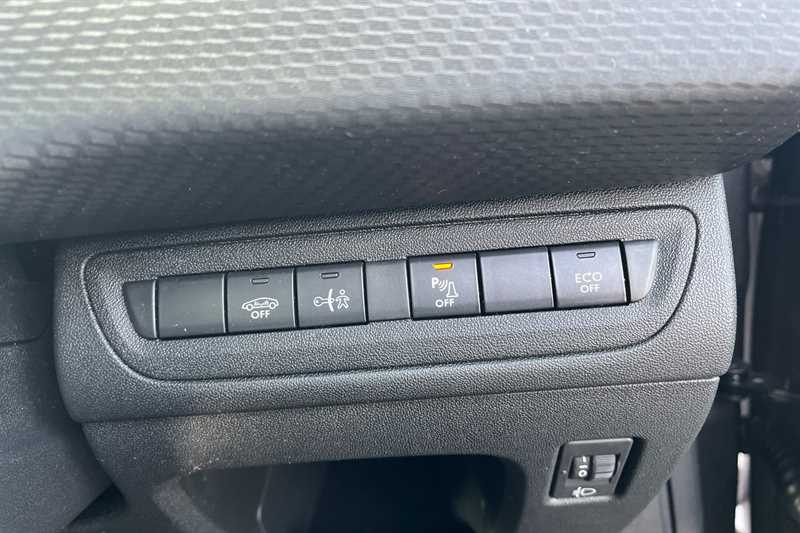 Used Peugeot 2008 2018 for sale - 77481455: Photo 47