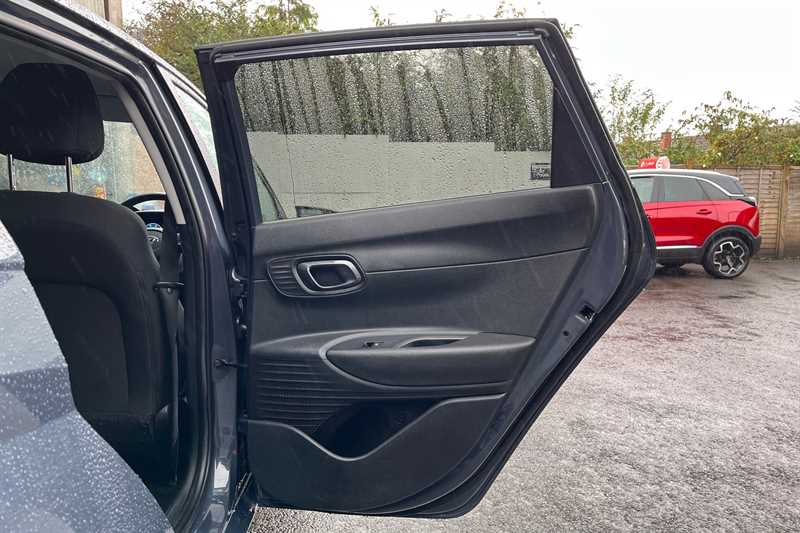 Used Hyundai i20 2023 for sale - 76790520: Photo 39