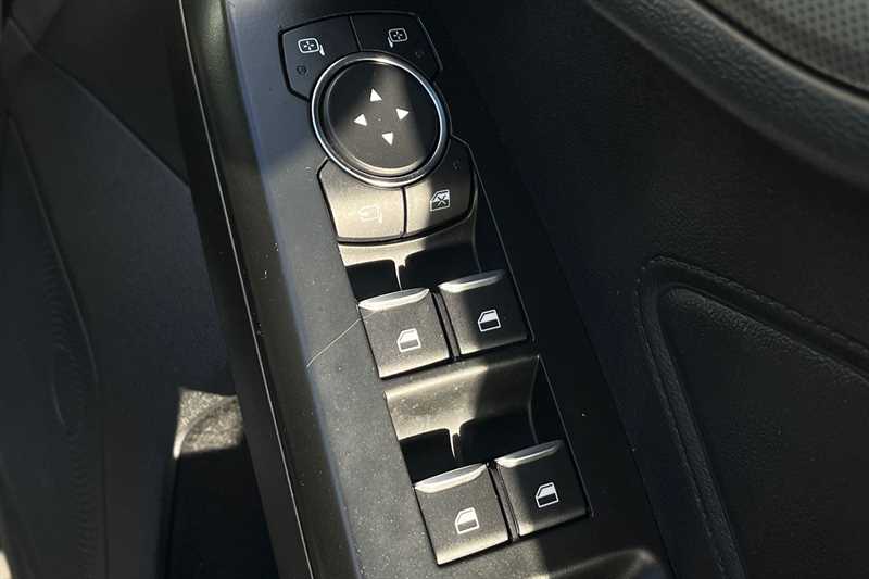 Used Ford Focus 2019 for sale - 76525329: Photo 16